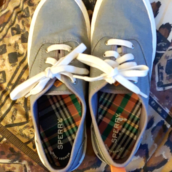 Sperry shoes size 9 - Picture 2 of 5